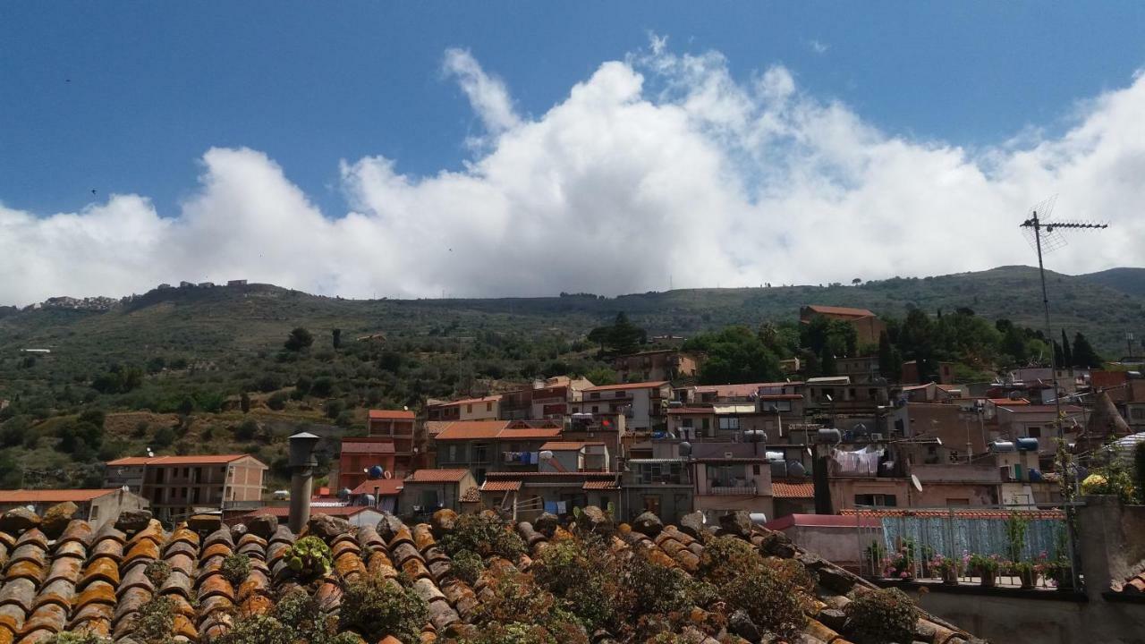 Villa Arte Mare e Cultura Pettineo Esterno foto